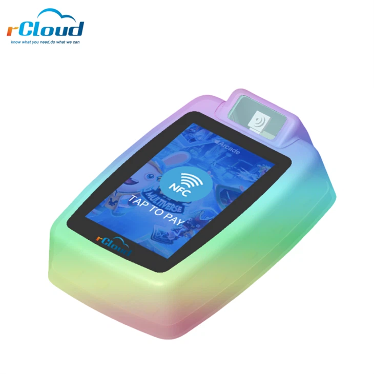 Izklaides maksājuma terminālis ar skārienekrānu